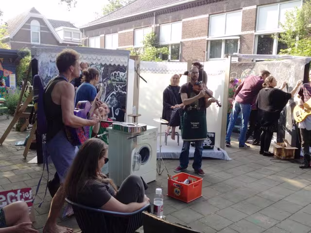 Multidisciplinaire ervaring improvisatie collectief Skelectief